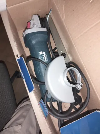 Amoladora Bosch GWS 700