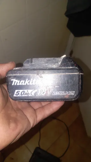 Cargador Makita DC18RD Doble Batería