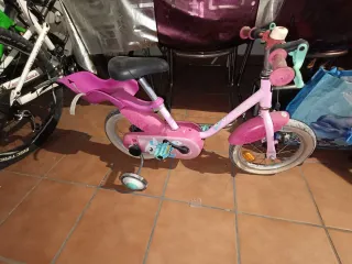 Bicicleta niña 4 ruedas rosa