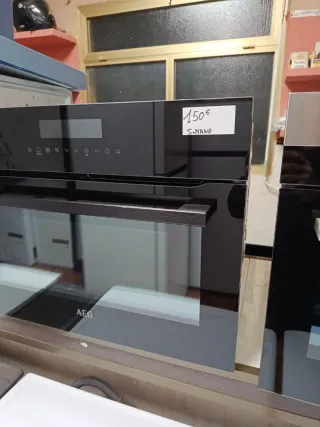 Horno AEG Negro
