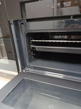 Horno AEG Negro