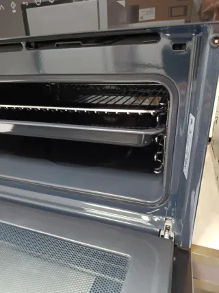 Horno AEG Negro