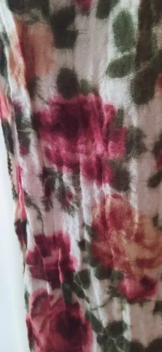 Pañuelo floral rosa y verde