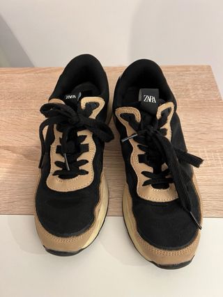 Zapatillas Zara Beige y Negro