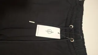 Pantalón Chándal Negro Stradivarius .