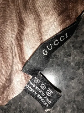Foulard Gucci in Seta Doppio Tessuto