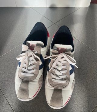 Zapatillas Munich Blancas y Rojas