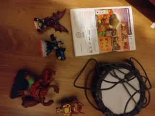 Skylanders Giants Wii + Figuras