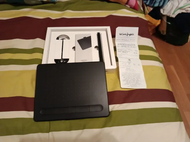 Tableta Gráfica Wacom Intuos Bluetooth