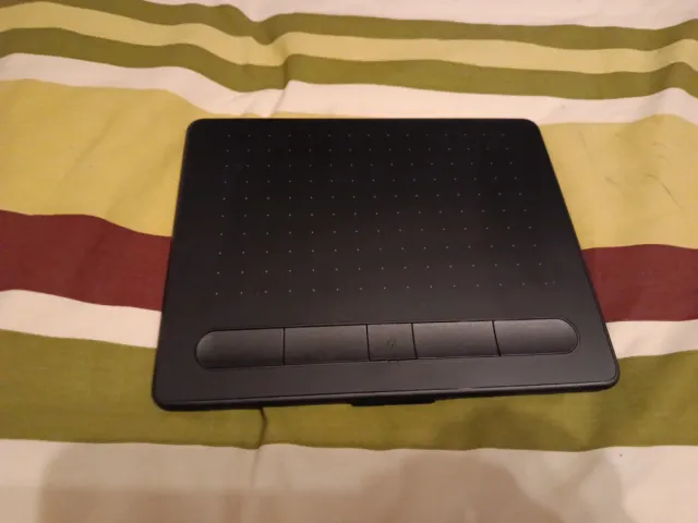 Tableta Gráfica Wacom Intuos Bluetooth