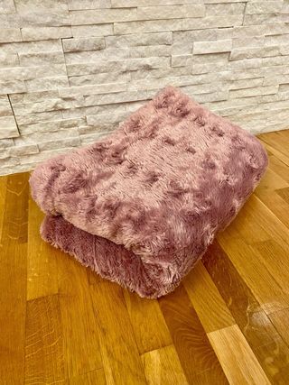 Manta rosa 128x170cm suave