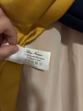 Vestido fiesta Silvia Navarro amarillo mostaza