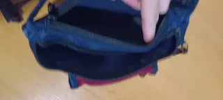 Riñonera Converse azul y roja