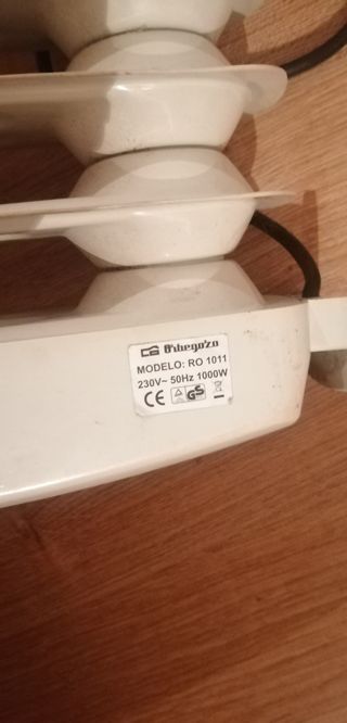 Calefactor o radiador Orbegozo RO 1011 1000W