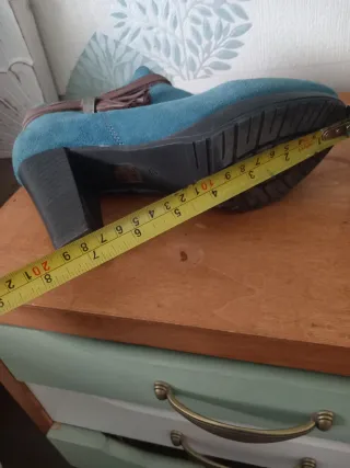 Botines Bugatti ante azul y marrón