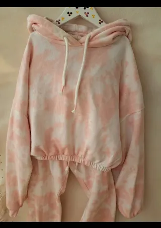 Conjunto deportivo tie-dye