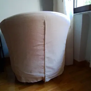 Sillón Ikea Tullsta + Cojín Corazón Rojo