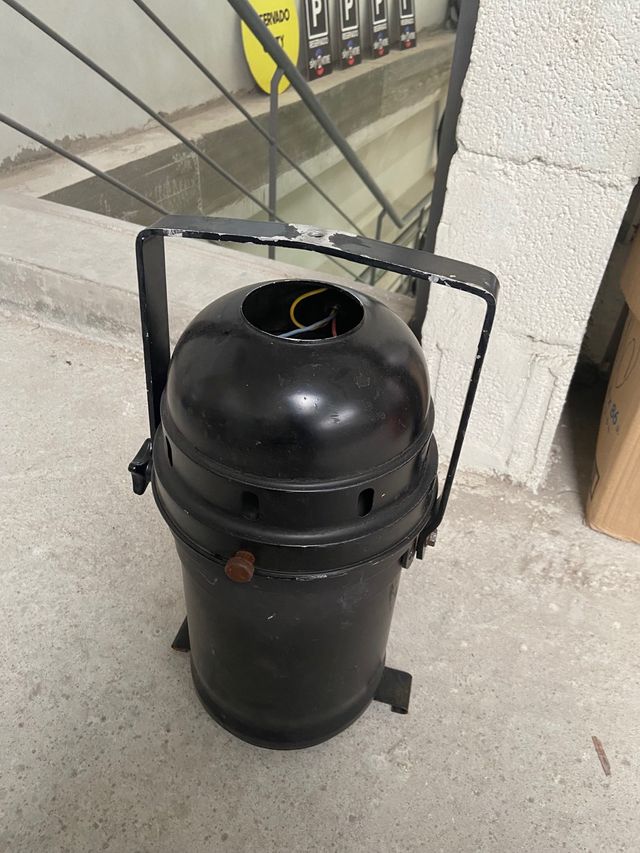 Focos PAR 64 con Lámpara