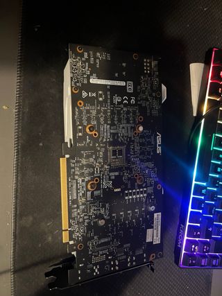 Gtx 1060 6GB Blanca ASUS