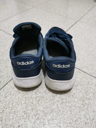 Scarpe Adidas da ginnastica blu