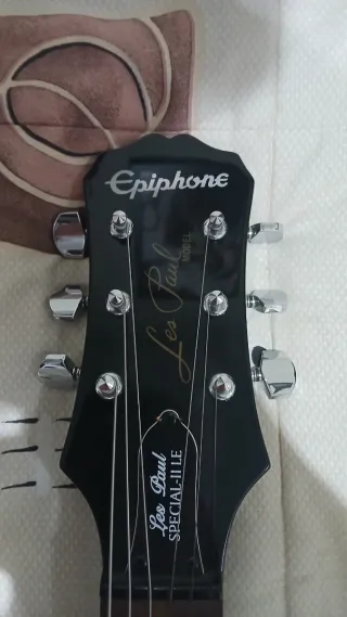 Pack Guitarra Eléctrica Epiphone + Ampli Ibanez