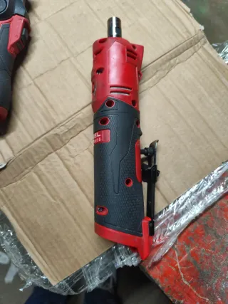 Taladro Angular Milwaukee Dremel Multifunción