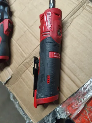 Taladro Angular Milwaukee Dremel Multifunción