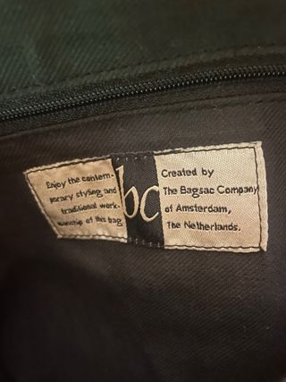 Bolso mochila negro efecto piel cocodrilo