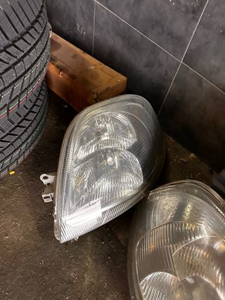 Lote Faros Renault Master