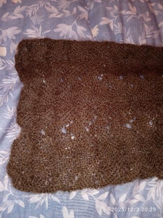 Sciarpa fatta a mano ai ferri marrone