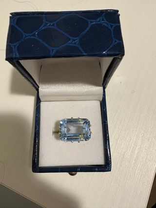 Anillo de oro 18 kilates Topacio