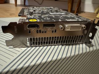 Tarjeta Gráfica AMD PowerColor RX 5500 XT 8GB