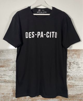 Camiseta Bershka DES-PA-CITO Negra Talla M