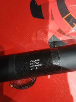 Manillar de carbono para bicicleta