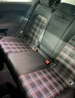 Volkswagen Golf GTI PERFORMANCE 2013