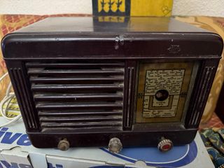 Radio Vintage de madera años 50
