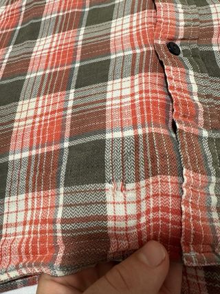 Camisa Levi's cuadros roja y marrón Talla M