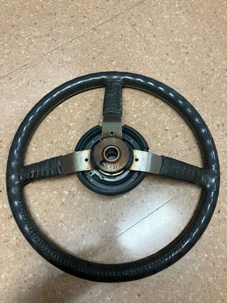 Volante Jeep Cherokee Negro