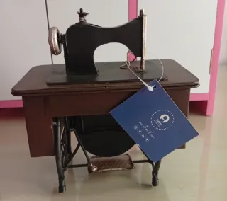 Reloj Máquina de Coser Decorativa.