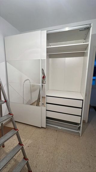 Carpinteria, montaje y desmontaje de muebles.