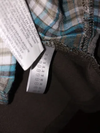 Camisa marrón y multicolor