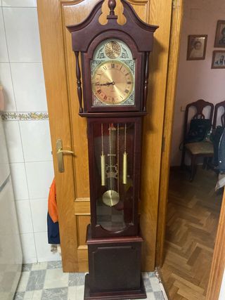 Orologio a pendolo con carillon