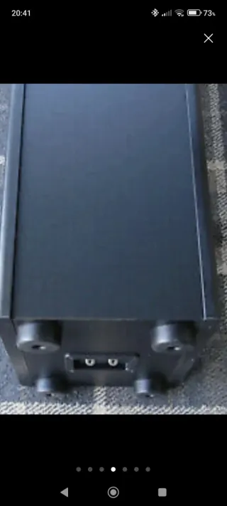 Par de altavoces Hi-Fi negros