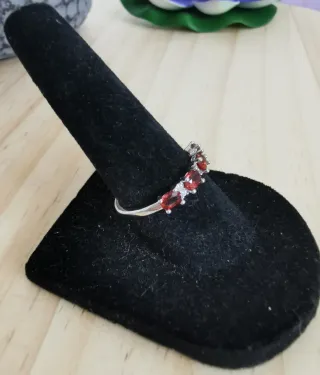 Anillo Granate Natural tamaño Ajustable