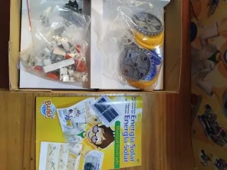 JUGUETE FOTOVOLTAICO DE CONSTRUCCION