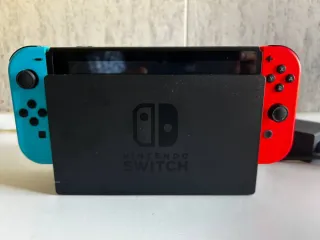 Nintendo Switch + FIFA 26