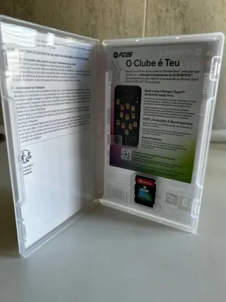 Nintendo Switch + FIFA 26