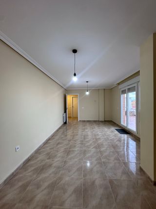 ÁTICO NUEVO A ESTRENAR GARAJE Y TRASTERO .. IDEAL