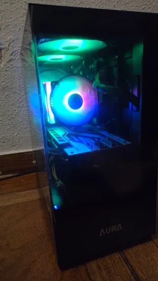 PC Gaming i5-10400F | 16GB RAM | RX 570 8GB