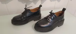 Zapatos negros plataforma cordones